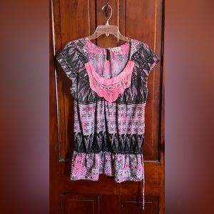 Women’s Large One World Pink, Black & Gray Blouse